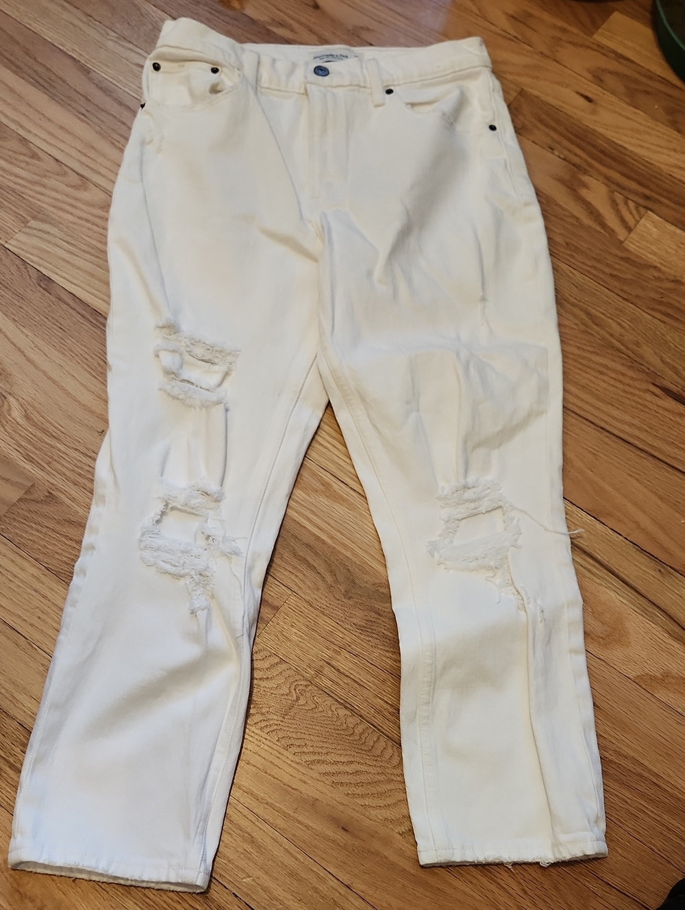 Abercrombie White Denim Distressed High Rise Mom Jean Coastal Vibes Summer